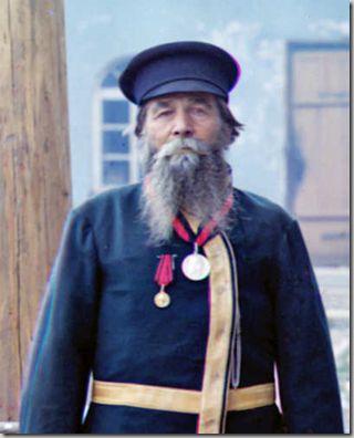 Andrei Petrov Kalganov. Former master in the plant. Seventy-two years old, has worked at the plant for fifty-five years. He was fortunate to present bread and salt to His Imperial Majesty, the Sovereign Emperor Nicholas II.