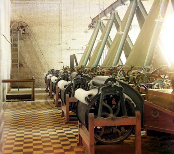 Prokudin-Gorskii Collection - Images of the Russian Empire - Cotton textile mill interior with machines producing cotton thread, probably in Tashkent