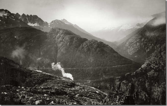 White Pass Railroad train seventeen miles from Skagway; Frank and Frances Carpenter collection (Library of Congress) White Pass Railroad train seventeen miles from Skagway; Frank and Frances Carpenter collection (Library of Congress)