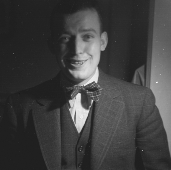 Unidentified man – probably in Washington, D.C. during the Great Depression.
